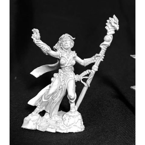 Reaper Dark Heaven Legends: 03734 Andriessa, Female Wizard