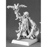 Reaper Pathfinder Miniatures: 60032 Seltyiel Iconic Eldritch Knight