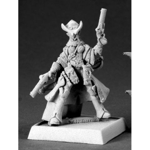 Reaper Pathfinder Miniatures: 60085 Lirianne, Gunslinger