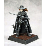Reaper Pathfinder Miniatures: 60164 Vampire Hunter